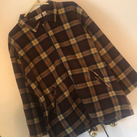 Woman’s fall cozy warm plaid soft fleece zip up drawstring coat shacket - Picture 3 of 11